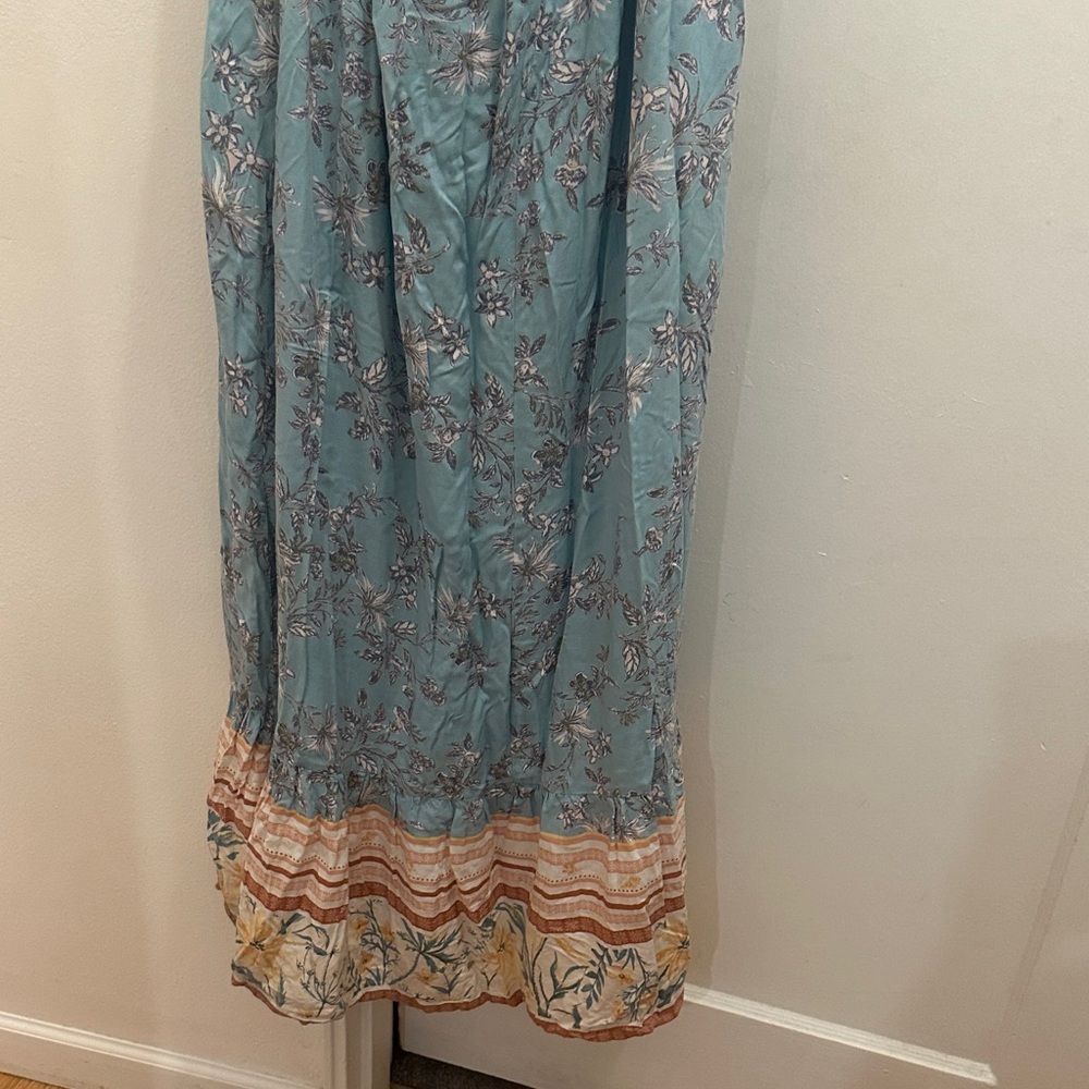 The Clothing Company Floral Maxi Dress in Blue and Peach - Preloved - Picture 7 of 11